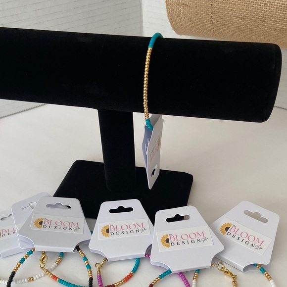 Gold and Turquoise Beaded Bracelet - Picture 2 of 4